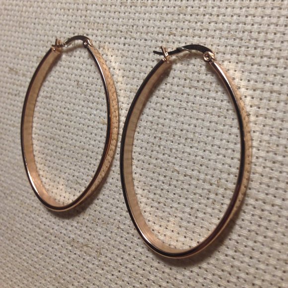 Rose Gold Oval Hoop Earrings - Picture 4 of 7